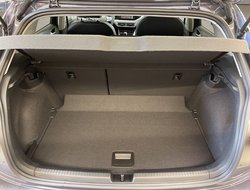 Polo GOAL 1.0 l  5-Gang IQLight Navi Virtual LED