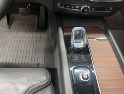 XC60 B4 (Diesel) Ultimate Dark ACC AHK AUT Kam.