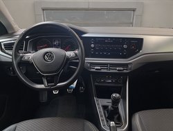 Polo VI 1.0 TSI Active Navi KlimaA. LM PDC SHZ