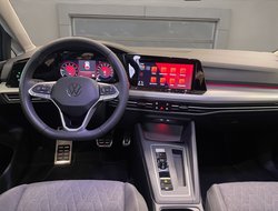 Golf VIII 1.5 eTSI Move ACC AUT Kam. Navi LED LM