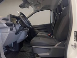 T7 Transporter Kasten 2.0 TDI W KR IQLight ACC