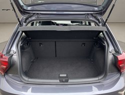 Polo VI 1.0 TSI Life ACC AUT Navi Virtual LED LM