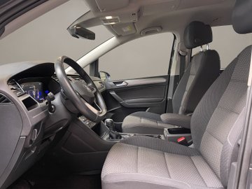 Touran BMT 1.5 TSI Comfortline ACC AUT Kam. LM – Bild 8
