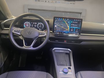 T-Roc 1.5 eTSI 85 kW Life ACC AUT Kam. Navi LED – Bild 16