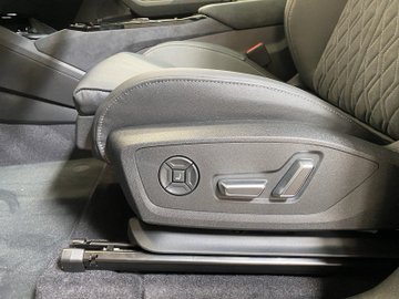 Q6 e-tron quattro W S-Line business Pano S-line – Bild 10