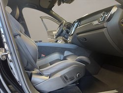 XC60 B5 Ultimate Black Edition ACC AUT Kam. Navi