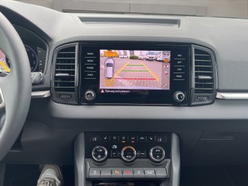 Karoq 1.5 TSI ACT Tour AHK AUT Kam. Navi Virtual – Bild 12
