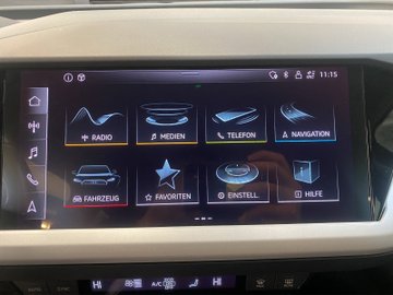 Q4 e-tron 40 e-tron ACC AUT Kam. Navi Standh. LM – Bild 13
