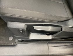 Q3 45 1.4 TFSI e Basis Pano AUT Kam. Navi Pano