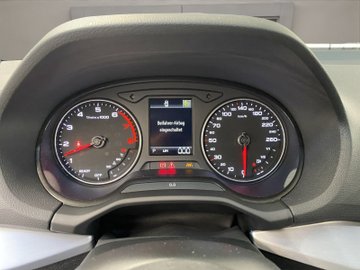 Q2 35 1.5 TFSI S-Line S-line AUT Kam. Navi Pano – Bild 12