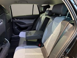 Octavia Combi Tour ACC AHK Navi 360° eHeck Matrix