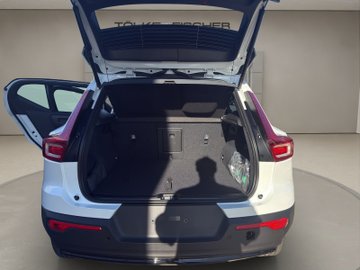 XC40 B3 Plus Black Edition Gewerbe Aktion – Bild 17