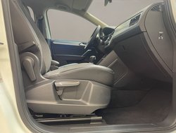 Touran BMT 1.5 TSI Comfortline ACC AHK AUT Navi