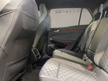 Golf VIII 2.0 TDI R-Line ACC AUT Kam. LED – Bild 15