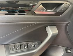 T-Roc 1.5 TSI R-Line DCC R-Line IQLight ACC AHK