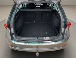 Octavia Combi 2.0 TDI Style AHK AUT Navi Sportp.