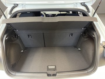 Polo R-Line 7-Gang DSG IQLight ACC Leichtmetallr – Bild 17