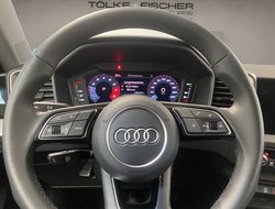 A1 Sportback 25 TFSI S-Line S-line AUT Navi
