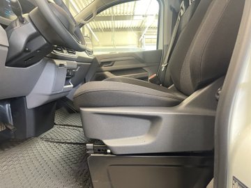 T7 Transporter e-Kasten BEV 100kW 64kWh kurz AUT – Bild 10