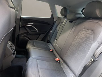 Q5 2.0 TDI quattro W ACC AHK AUT Kam. Navi LED – Bild 15