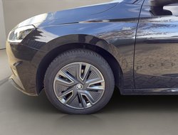 Fabia 1.0 TSI Tour AUT Kam. Navi Virtual KeyLess