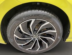 Golf VIII 1.5 TSI Style IQLight ACC Kam. Navi LM