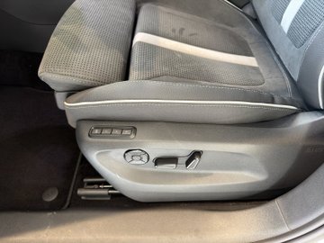 Kodiaq 2.0 TDI DSG 4x4 Sportline DCC ACC AHK Navi – Bild 9