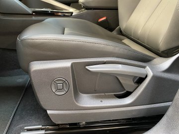 Q5 Sportback Quattro e-hybrid 2.0 220kW ACC AHK – Bild 10