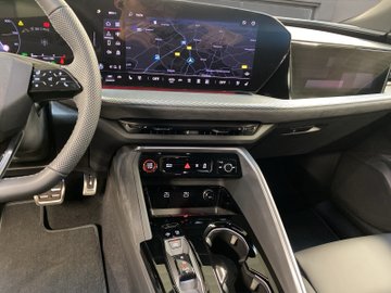 Q5 Sportback 2.0 TDI quattro W Pano S-line ACC – Bild 14