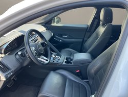 E-PACE D200 R-Dynamic Pano ACC AHK AUT Kam. Navi