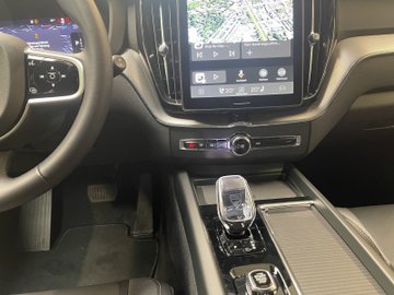XC60 B5 Plus Black Edition ACC AUT Kam. Navi 360 – Bild 13