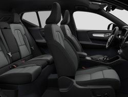 XC40 B3 Plus Black Edition ACC AUT Kam. Navi 360