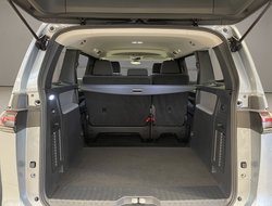 ID.Buzz Bus LR W Pro IQLight ACC AHK AUT Kam. LM