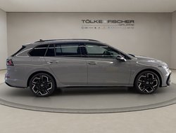 Golf VIII Variant 2.0 TSI 4Motion W R-Line Pano