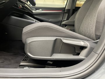 Golf VIII Variant 1.5 eTSI  W Life ACC AHK AUT – Bild 10