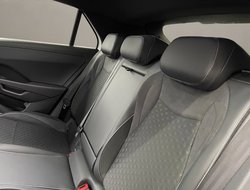 T-Roc R-Line 1.5 l eTSI OPF DSG R-Line IQLight