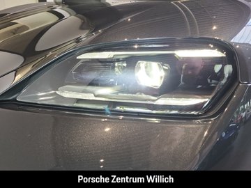Taycan Sport Turismo Hinterachslenkung Panorama – Bild 12
