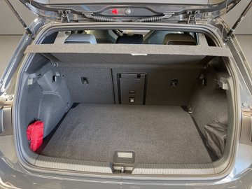 Golf VIII 1.5 eTSI R-Line R-Line AUT Sportp. LED – Bild 17