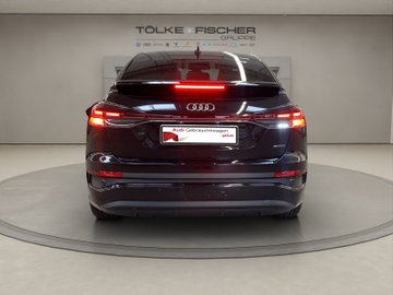 Q4 Sportback quattro 50 e-tron S-line ACC – Bild 5