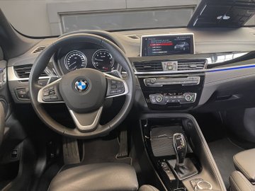 X1 sDrive 20i  Sport Line AHK AUT Kam. Navi LED – Bild 16