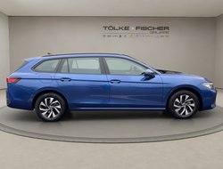 Passat Variant 1.5 eTSI W ACC AHK AUT Kam. LED