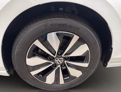 Golf VIII 1.0 eTSI Move AUT Virtual DynLicht LED