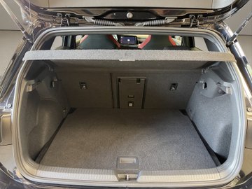 Golf VIII 2.0 TSI GTI ACC AUT Kam. Navi Sportp. – Bild 17