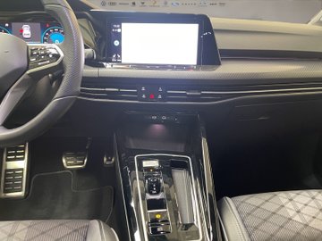 Golf VIII 1.5 eTSI R-Line R-Line IQLight ACC AHK – Bild 14