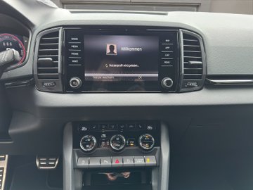 Karoq 2.0 TDI Sportline DCC ACC AHK AUT Kam. LED – Bild 13