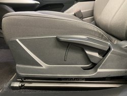 Q4 40 e-tron Basis AUT Navi Standh. Virtual LED