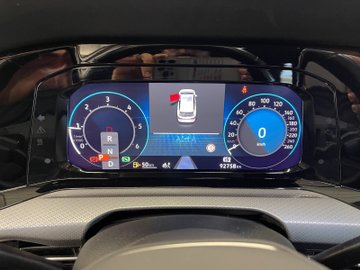 Golf VIII Variant 2.0 TDI Active ACC AHK AUT LED – Bild 12
