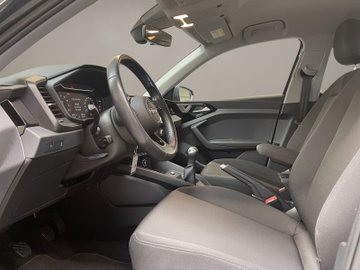 A1 Sportback 25 1.0 TFSI Virtual LM PDC SHZ – Bild 8