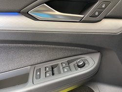 Golf VIII Variant 1.5 eTSI  85 kW Life ACC AHK