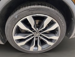 Tiguan 2.0 TSI BMT 4Motion R-Line DCC Pano ACC